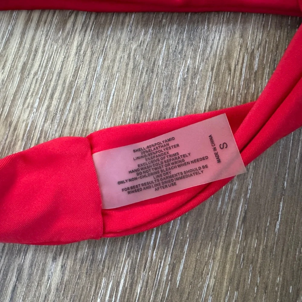 Bikini Bundle Off-Shoulder XS/S EUC Cheeky Black Red Blue